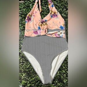 Cupshe Floral Striped One Piece Swimwear Size XL